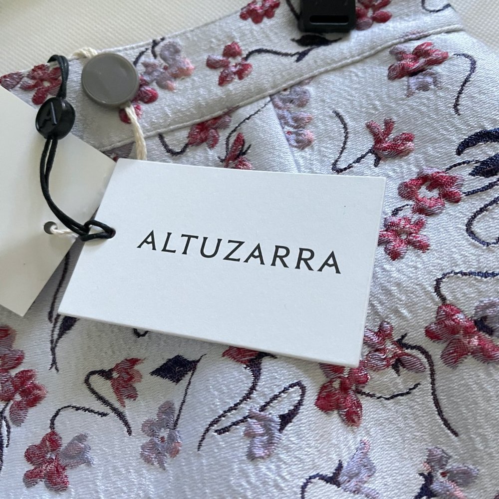 Altuzarra NWTs size 8 embroidered midi skirt. Ivory with embroidered floral